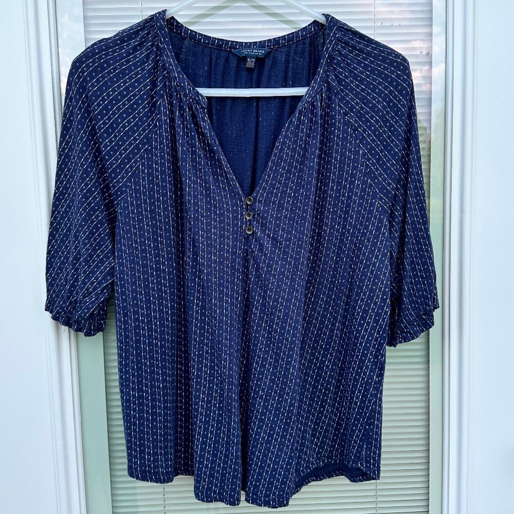 Lucky Brand Ladies Top V-Neck Navy